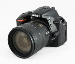Nikon D550