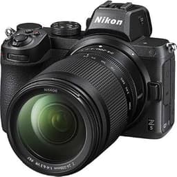 Nikon Z5 -