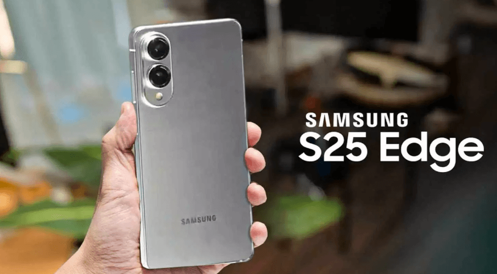 A Person holding Samsung S25 Edge