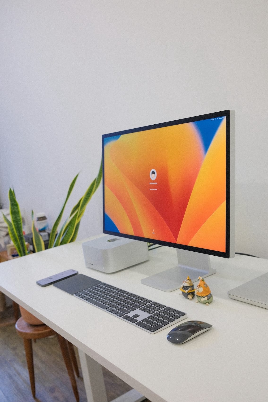 An image of apple mac studio setup
